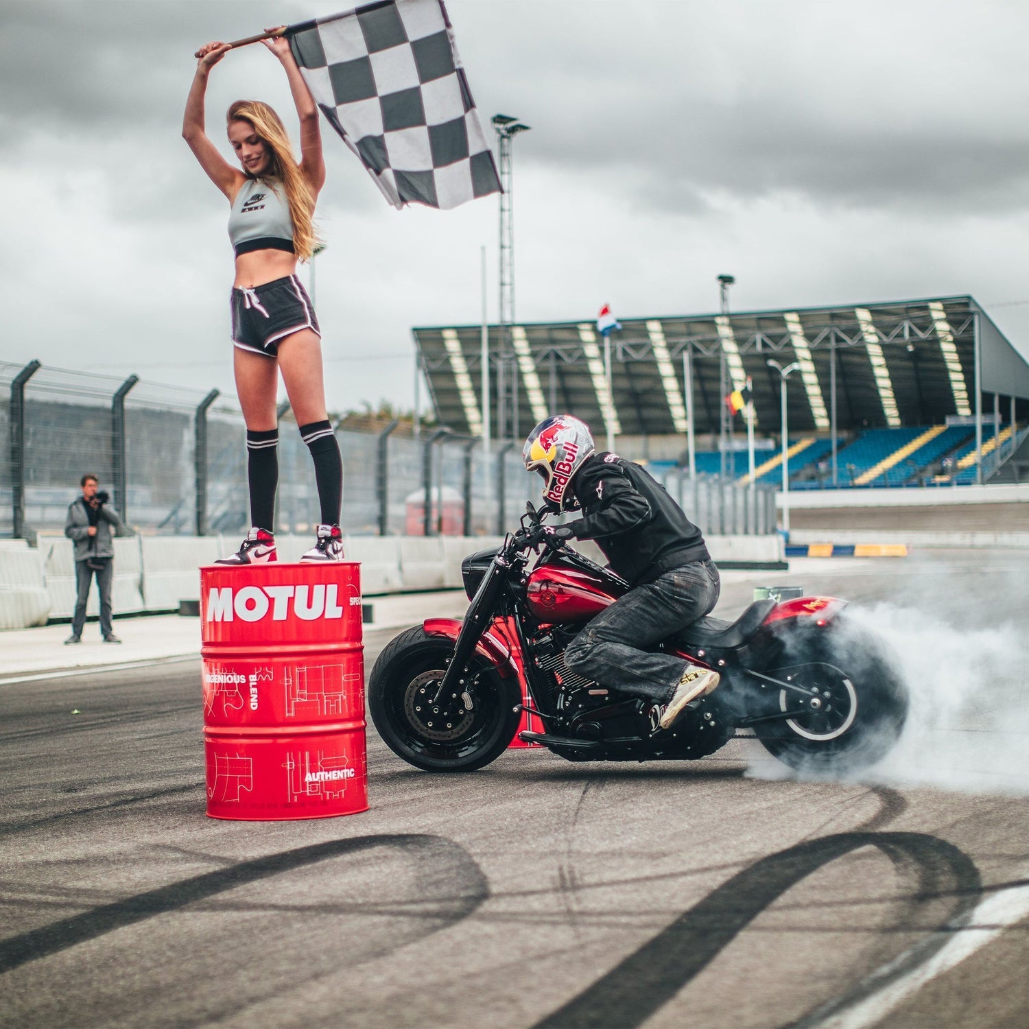 MOTUL
