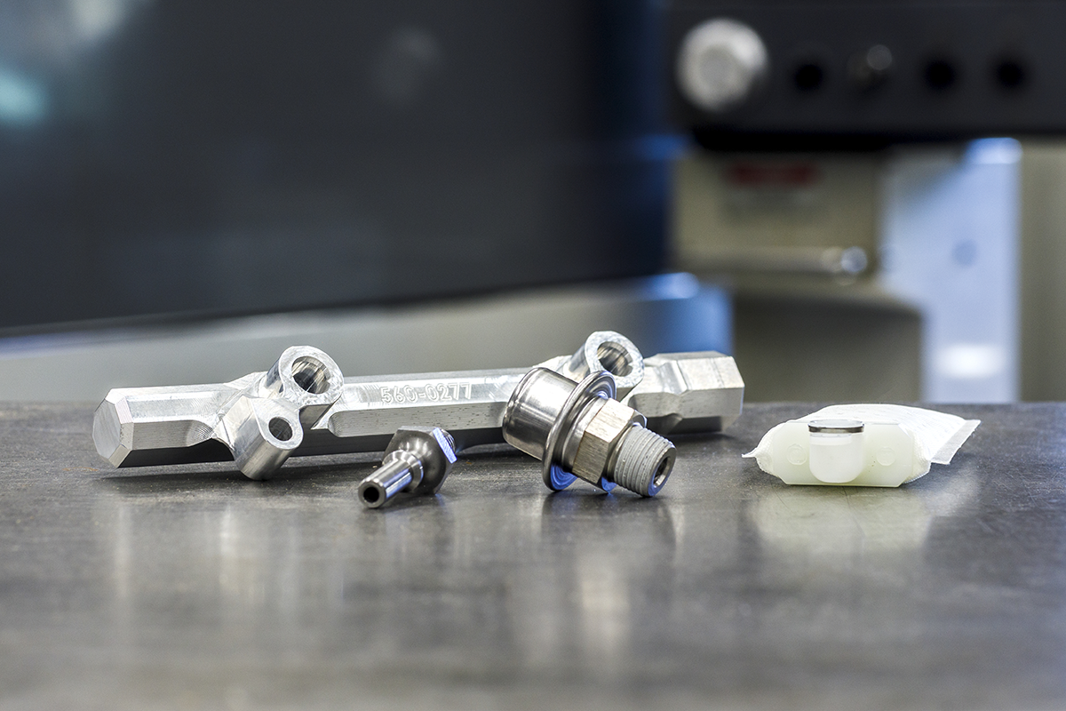 S&S CYCLE Fuel Rail Kit for Kawasaki 560-0333 - Billet Aluminum with In-Tank Fuel Pick-Up and Pulsation Dampener