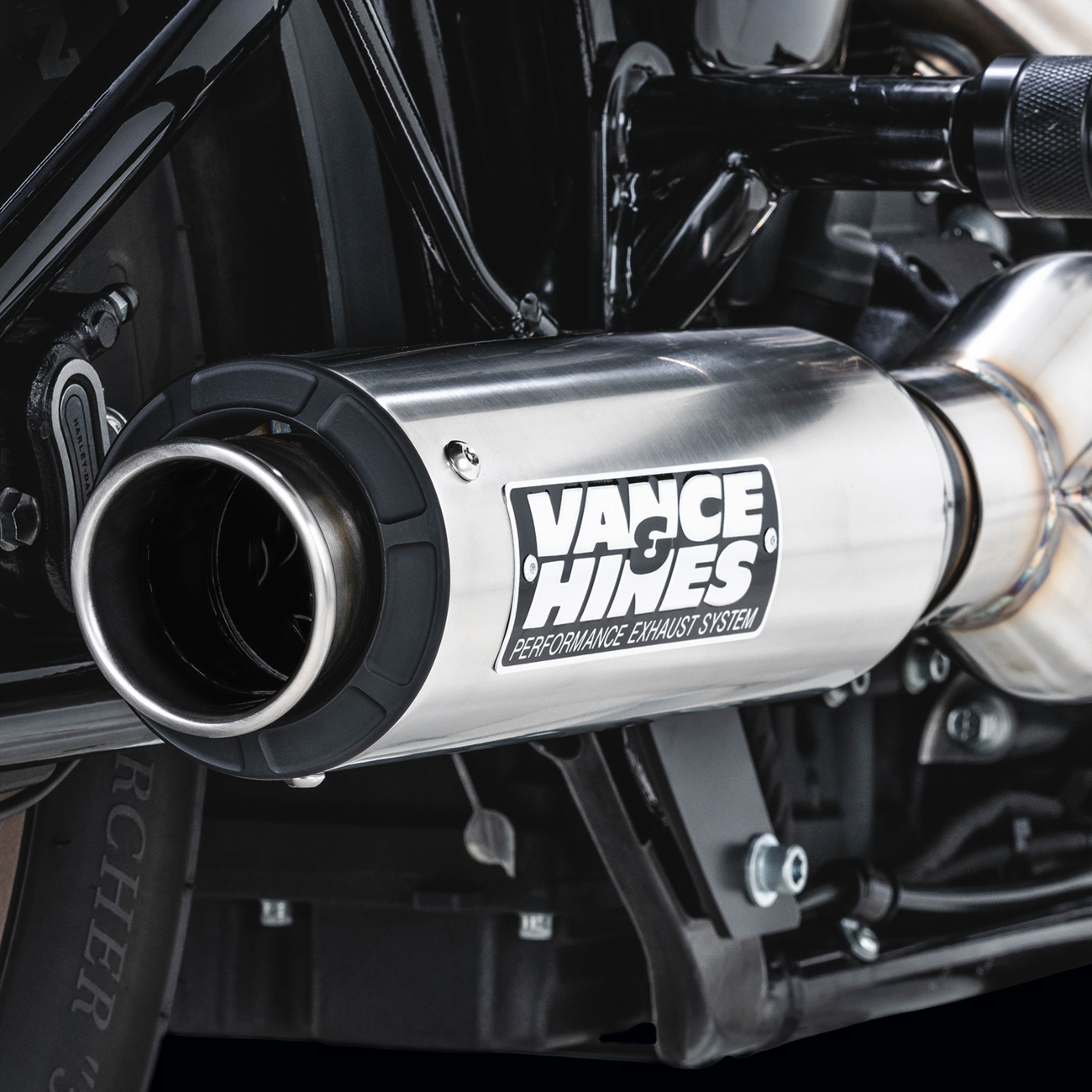 Vance & Hines 27337 Supersport 2-Into-1 Exhaust System for Softail with Brushed Finish