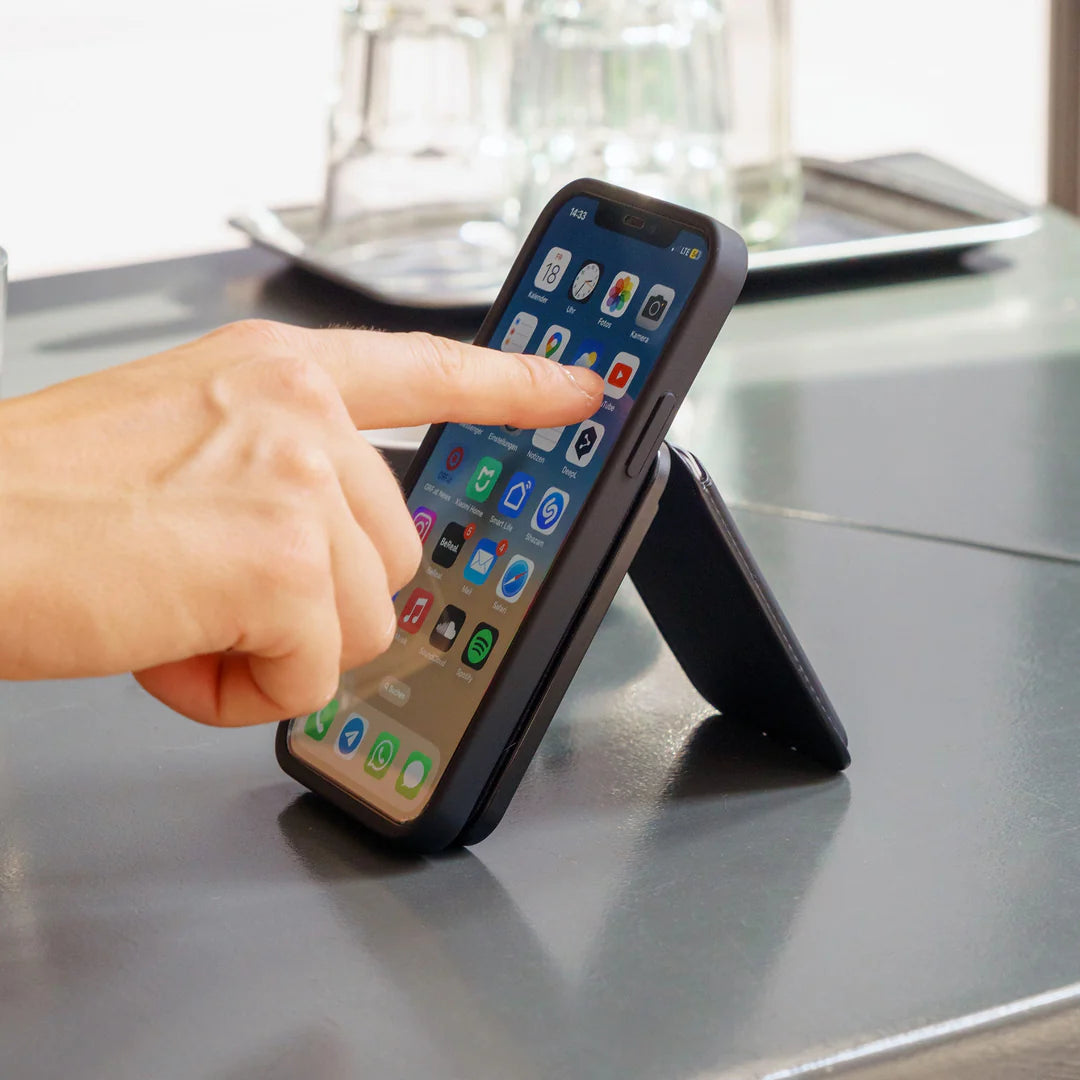 SP Connect MAGNETIC CARD WALLET