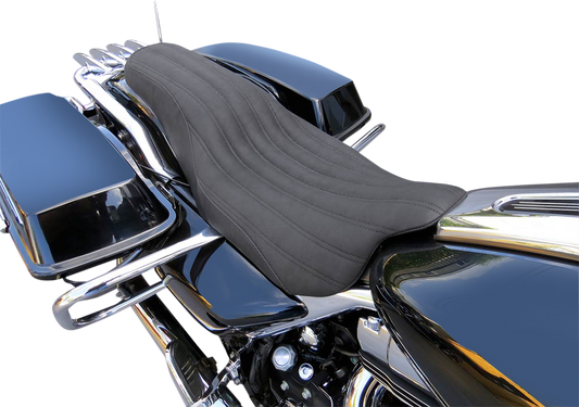 SADDLEMEN Knuckle 2-Up Seat - Black Ribbed for FLH/FLT 2008-2024 | Part 808-07B-047K