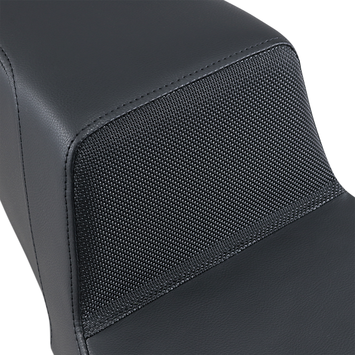 SADDLEMEN Step-Up Gripper Seat for FLHR/FLHX – Black, Part #897-06-174