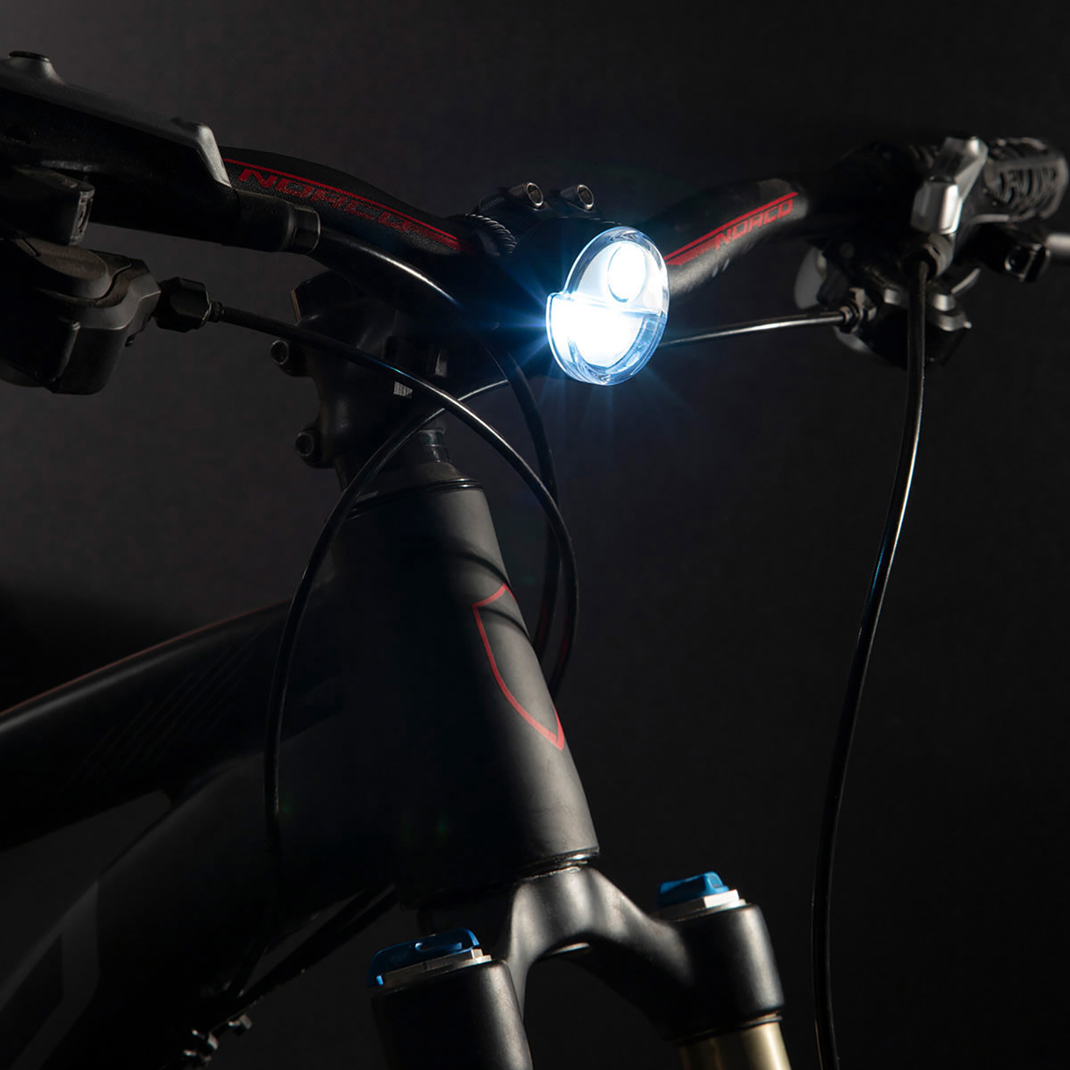 SP CONNECT All-Round LED Light - 200 Lumens Bicycle Front Light with Rechargeable Battery and Mount