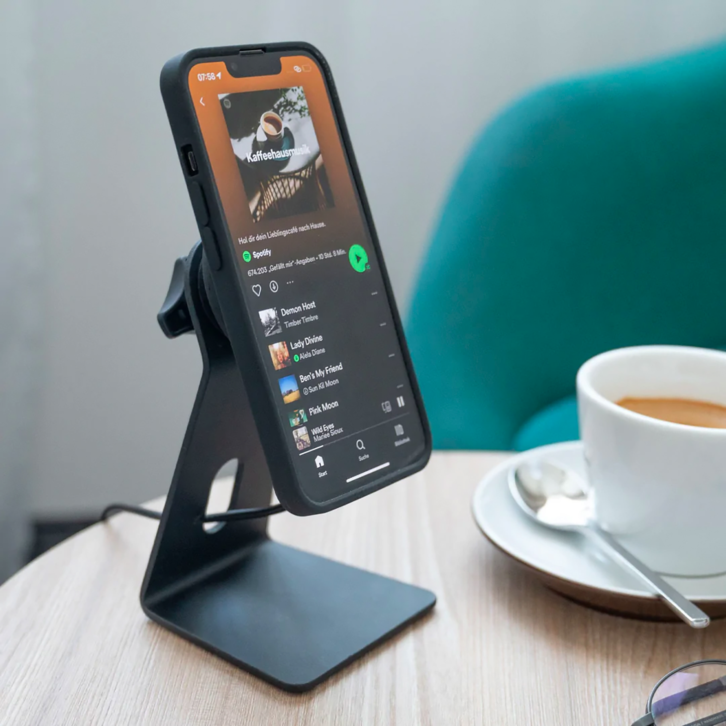 SP CONNECT Charging Stand SPC+ 52803 – Magnetic Phone Holder with Fast 15W Wireless Charging, MagSafe Compatible