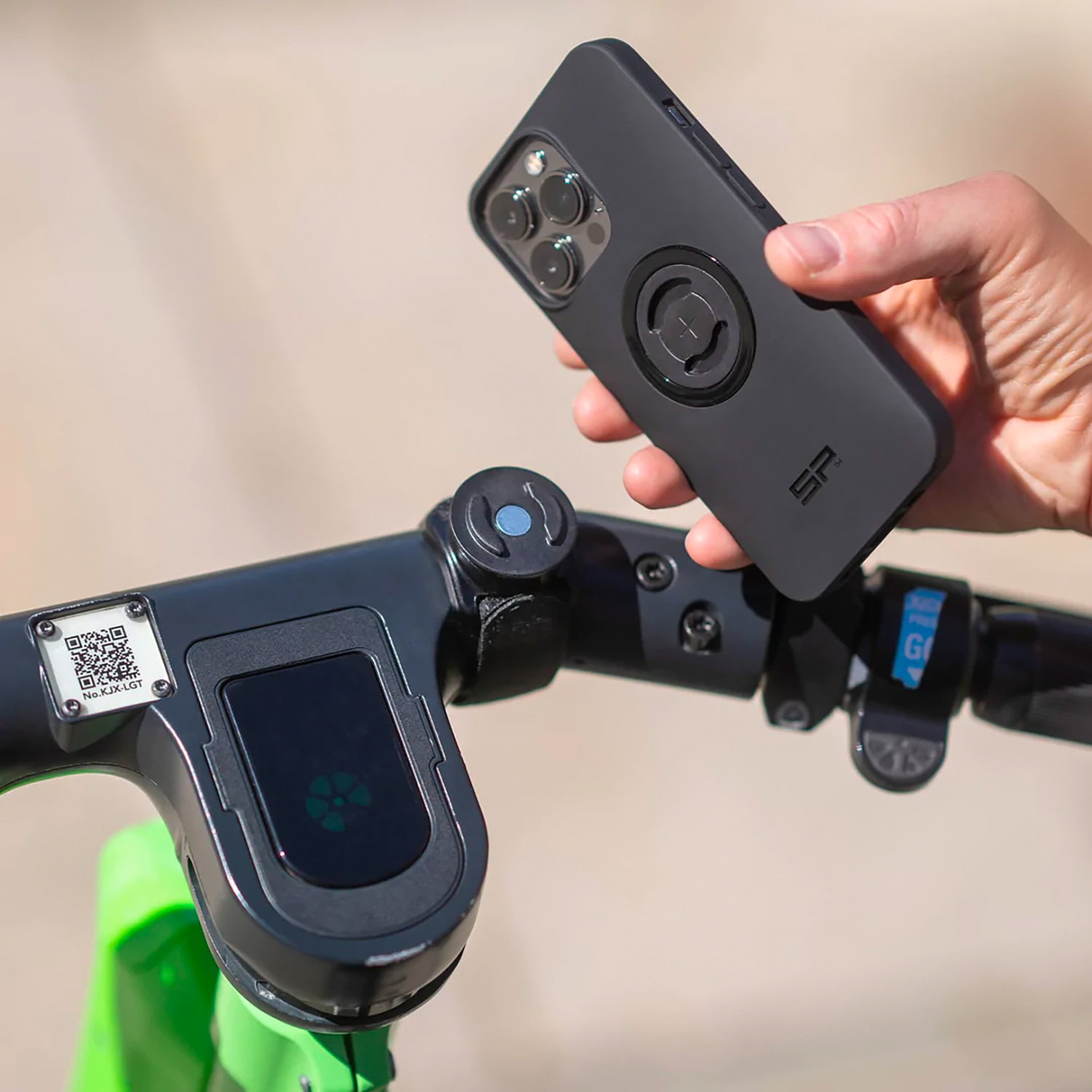 SP CONNECT SPC+ Universal Handlebar Mount 52826 for Bicycles, Motorbikes, Golf Carts & Prams