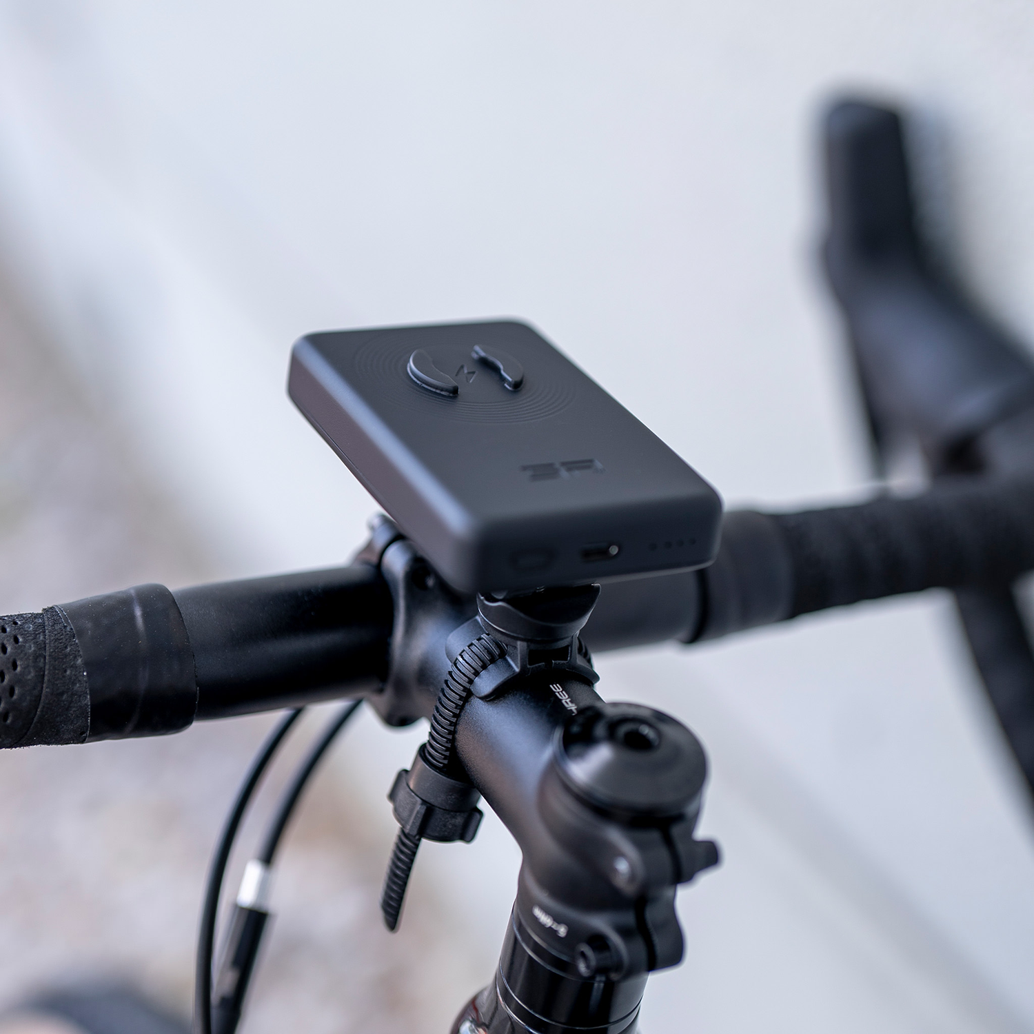 SP CONNECT Wireless Power Bank 5,000 mAh for SPC+ - Model 52814