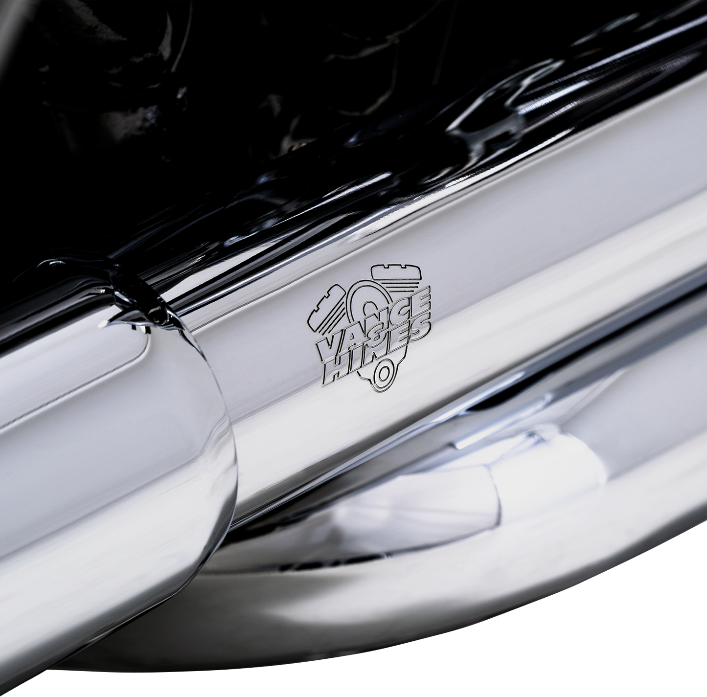 Vance & Hines Dresser Duals Header System with Chrome Finish - Part 17351