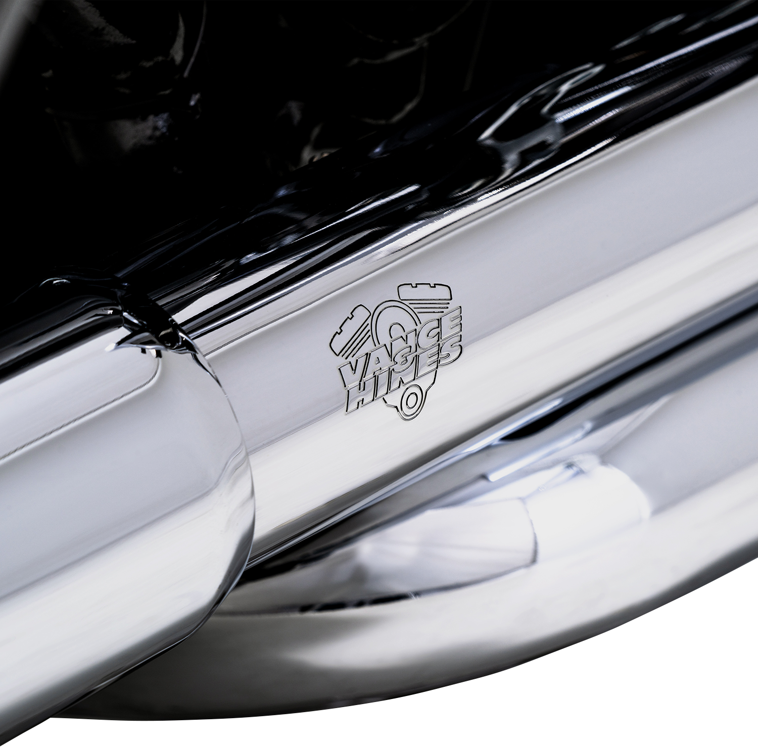 Vance & Hines Dresser Duals Header System with Chrome Finish - Part 17351