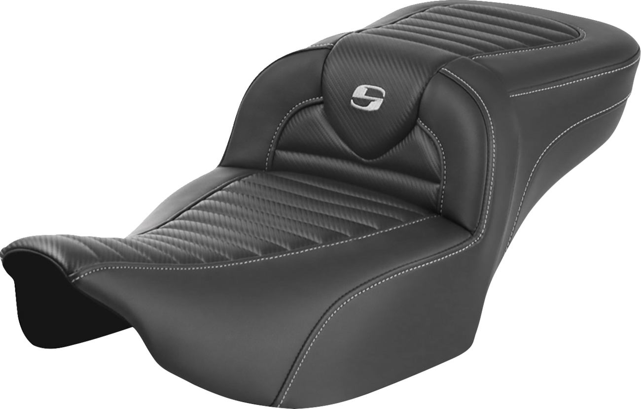 SADDLEMEN Roadsofa™ Extended Reach Seat for FLTR/FLHX 2023-2024 with Carbon Fiber Finish