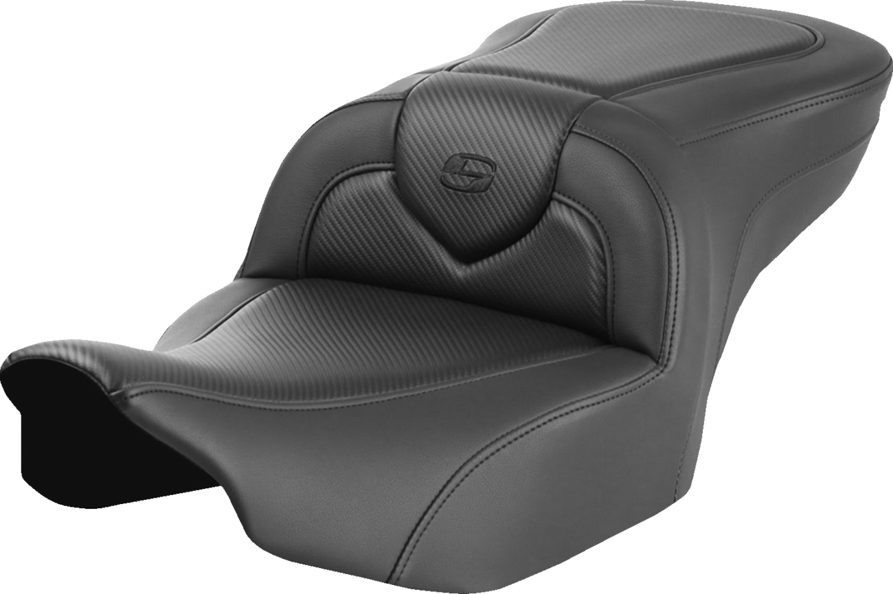 SADDLEMEN RoadSofa™ Seat with Carbon Fiber Weave for FLTR/FLHX 2023-2024 | Part 823-07-18500