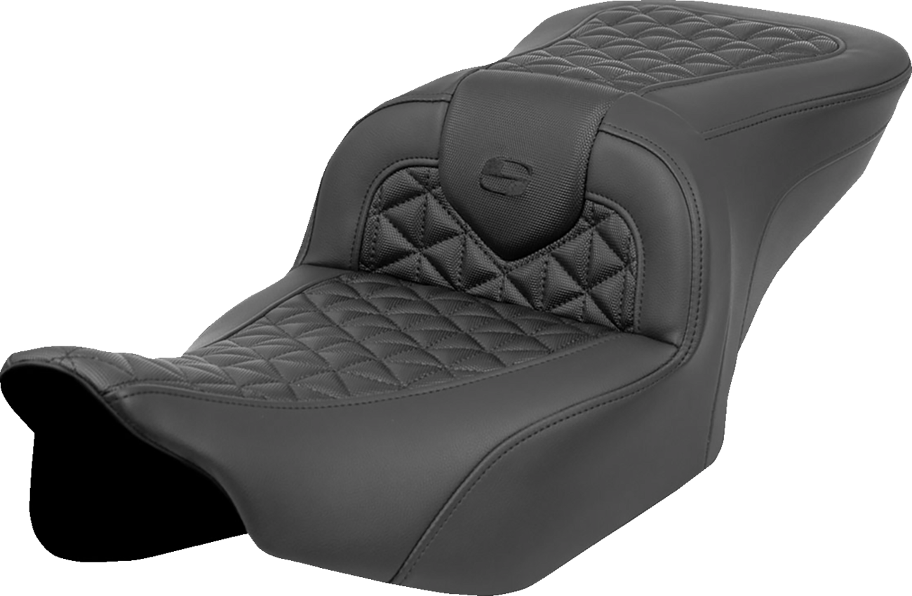 SADDLEMEN RoadSofa™ Tri Gripper Seat for FLH/FLT 2023-2024, Part Number 823-07-21000