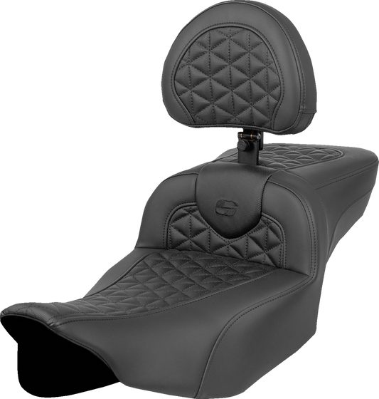 SADDLEMEN RoadSofa™ Tri Gripper Seat with Backrest and Extended Reach for FLH/FLT 2023-2024 – Part 823-07-211B0