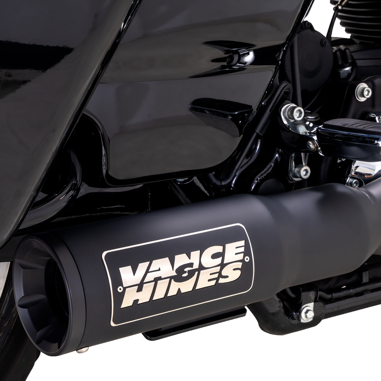 Vance & Hines 47321-22 2-into-1 High Output PCX™ Exhaust System - Black for Touring Motorcycles