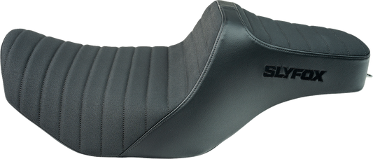 SLYFOX High Noon Seat for FLH/FLT 2023-2024 – Vinyl with Classic Stitch and Black Logo – Part Number 4704A-SlyFox