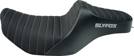 SLYFOX High Noon Seat - Vinyl with Classic Stitch and Gray Logo for FLH/FLT 2023-2024 – Part Number 4704B-SlyFox
