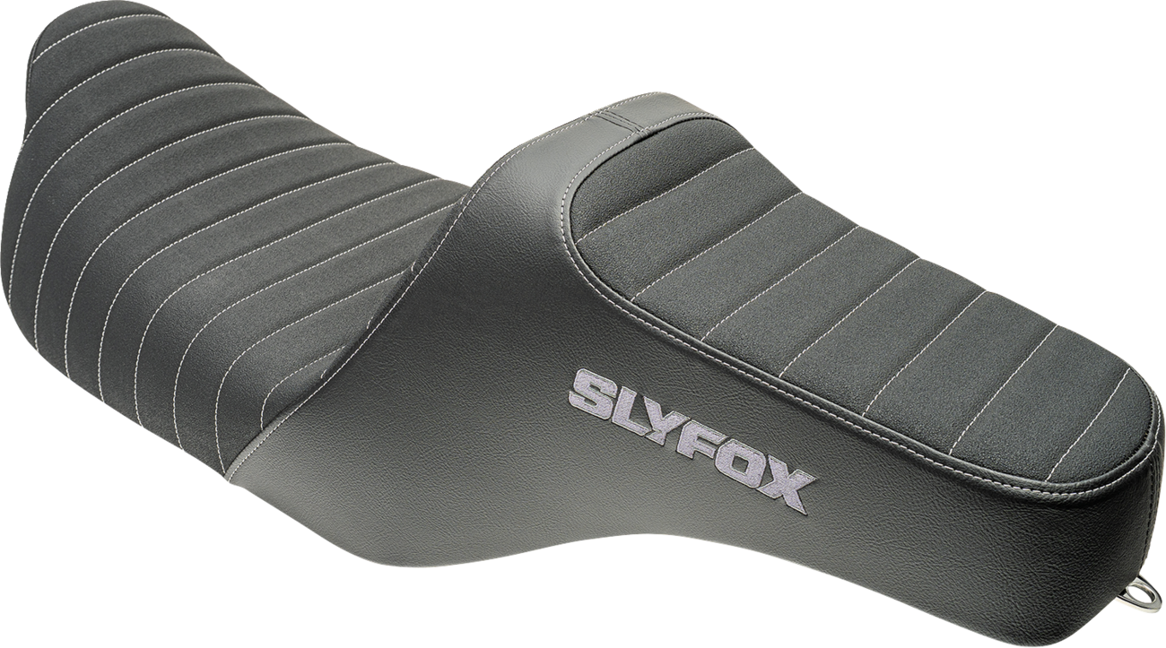 SLYFOX Highnoon Seat Vinyl with Classic Stitch and Silver Logo for FLH/FLT 2008-2024 – Part Number 4710B-SlyFox