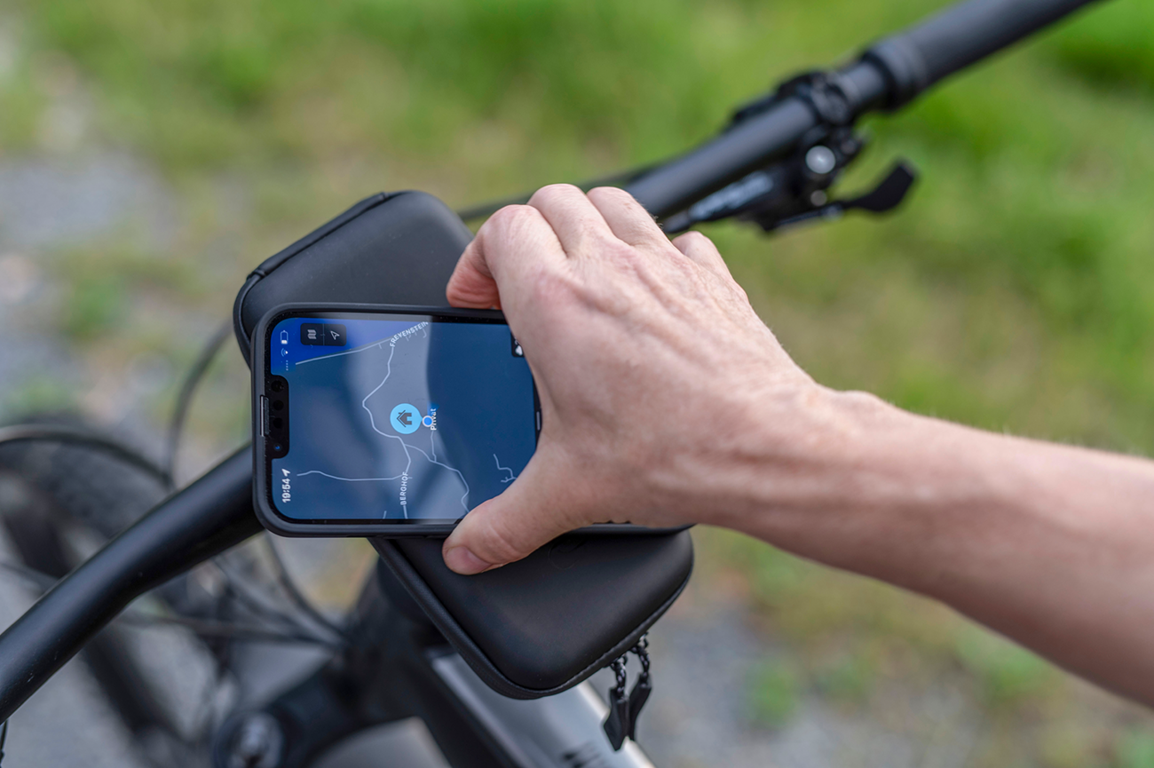 SP CONNECT Wedge Case Set 52890 – Weather-Resistant Bike Phone & Light Mounting Solution