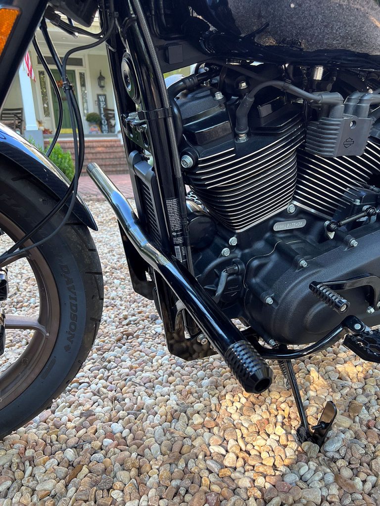 original garage moto crash bar on softail