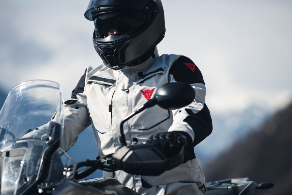 dainese jacket adventure riding